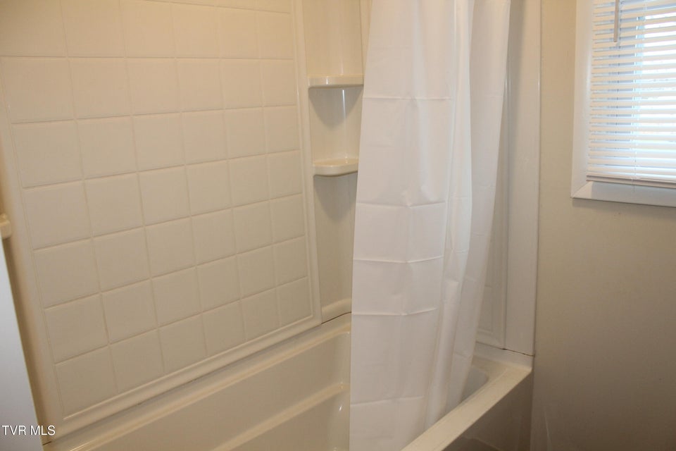 Photo #18: 485 Old Hickory Circle