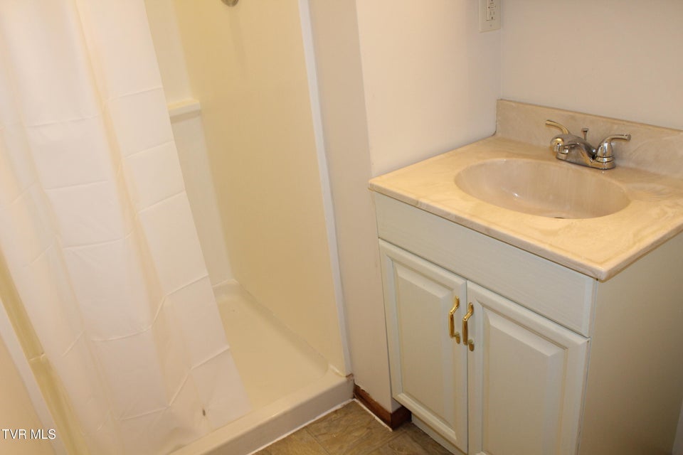 Photo #16: 485 Old Hickory Circle