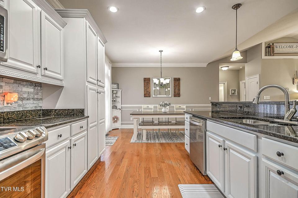 Photo #23: 19796 Spur Strap Road