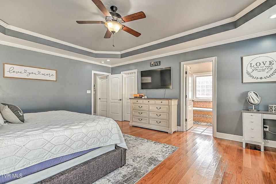 Photo #25: 19796 Spur Strap Road