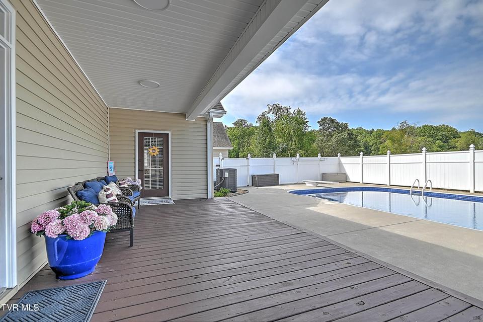 Photo #50: 19796 Spur Strap Road