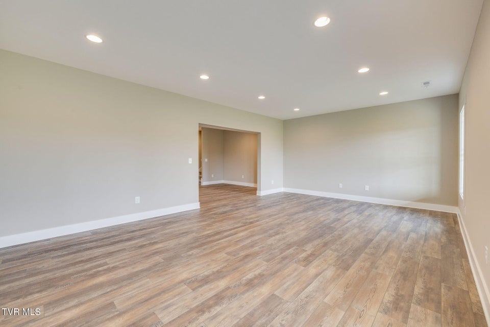 Photo #33: 1436 Cabot Cove