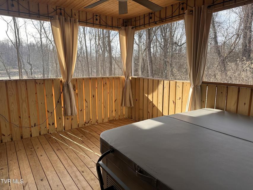 Photo #11: 168 Montvale Road