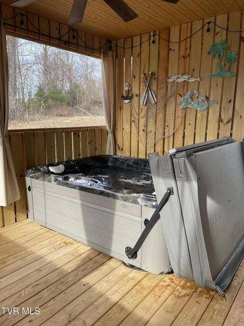 Photo #13: 168 Montvale Road