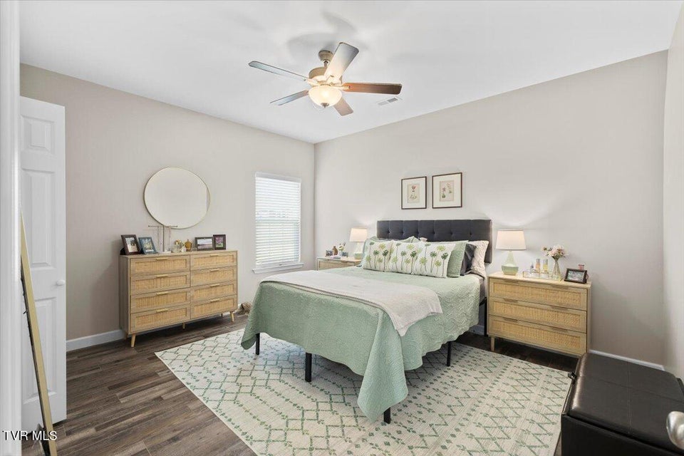 Photo #17: 1507 Millard Street