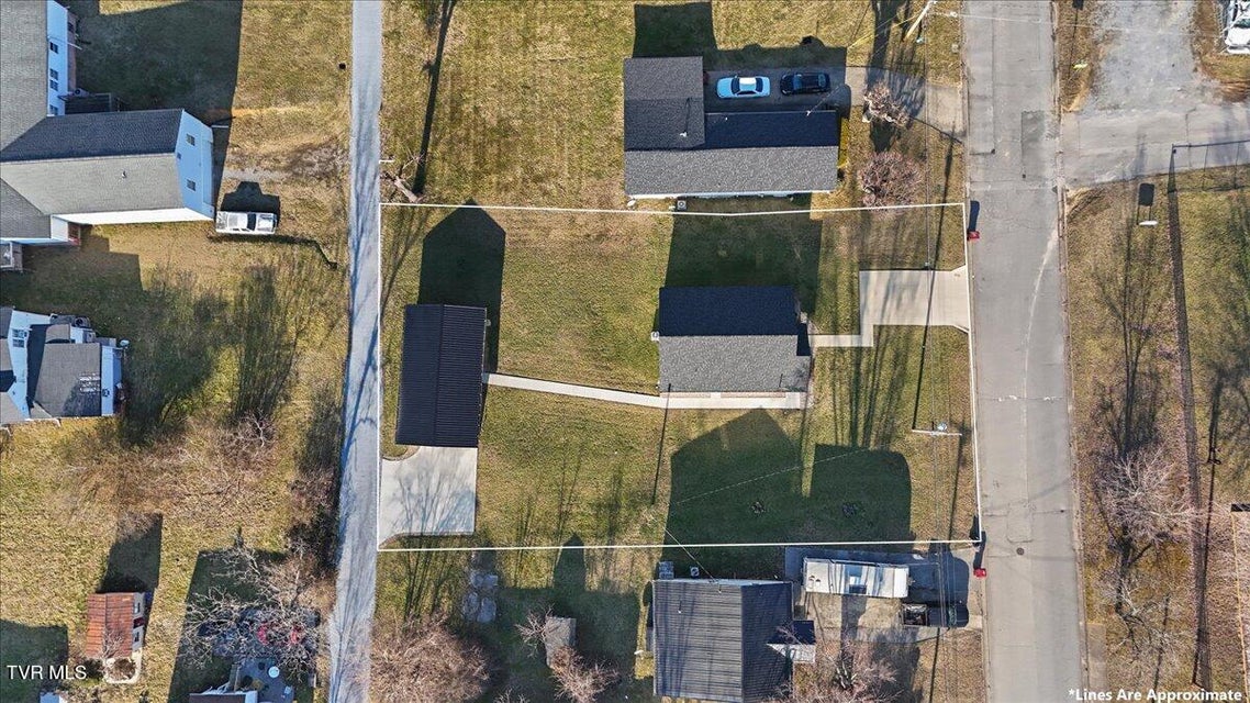 Photo #32: 1507 Millard Street