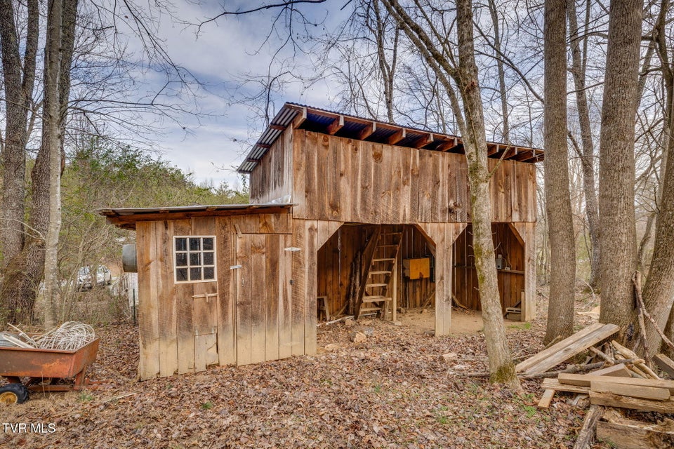 Photo #35: 160 Keller Road