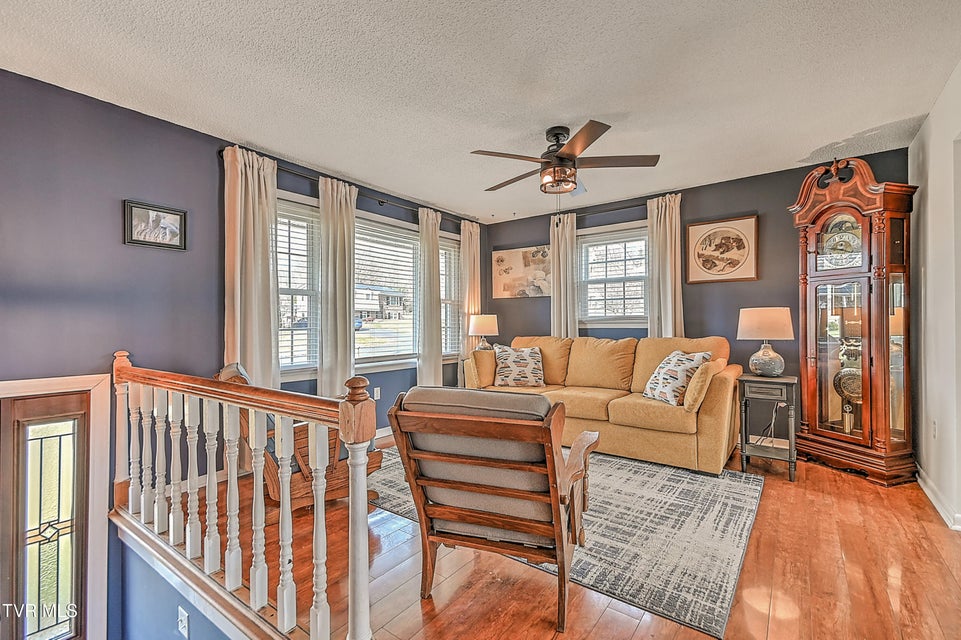 Photo #5: 428 Timber Oak Drive