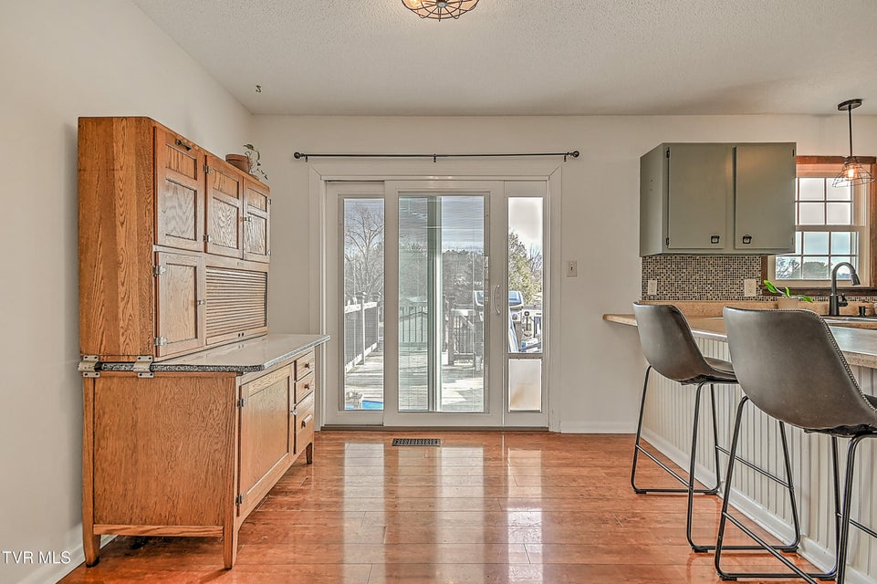 Photo #7: 428 Timber Oak Drive