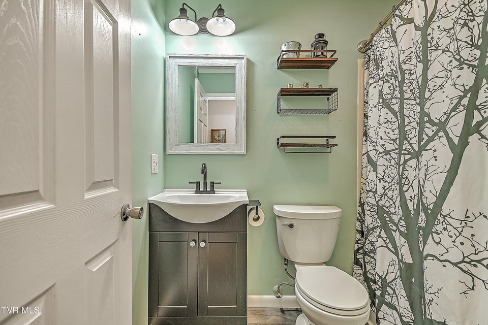 Photo #12: 428 Timber Oak Drive