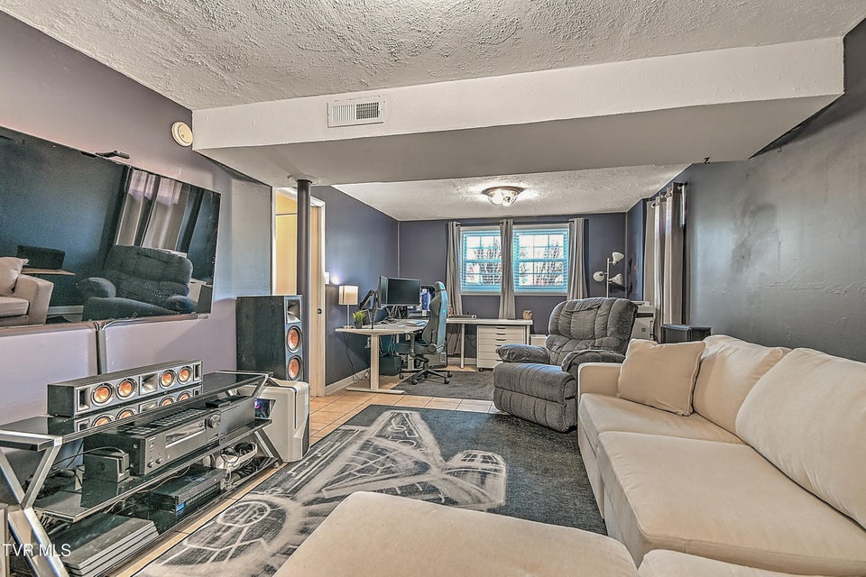 Photo #24: 428 Timber Oak Drive