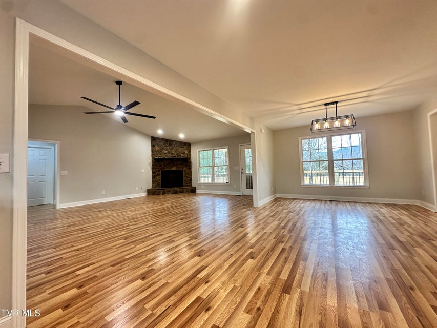 Photo #17: 217 Fox Meadows Drive