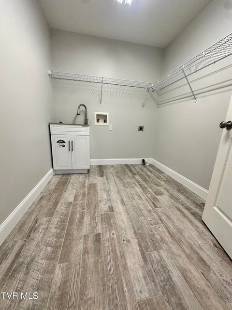 Photo #19: 217 Fox Meadows Drive