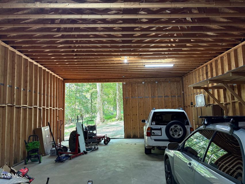 Photo #31: 1700 Brentwood Drive