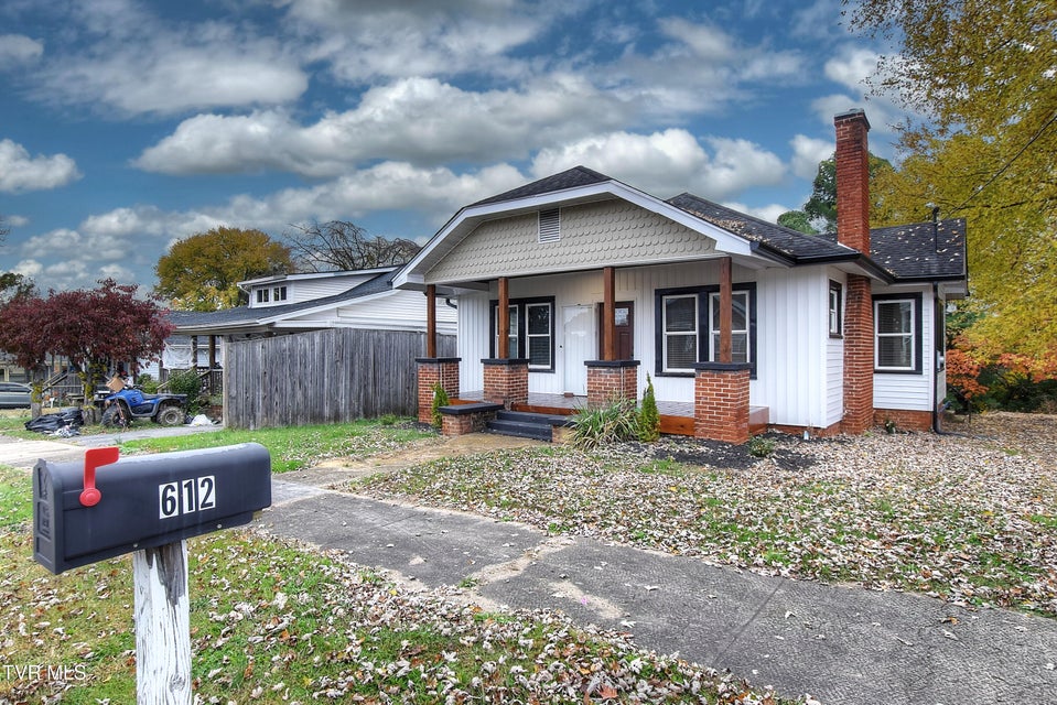 Photo #3: 612 Lynn South Avenue