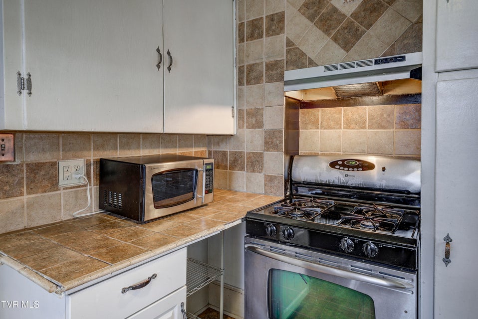 Photo #17: 245 Opekiska Street