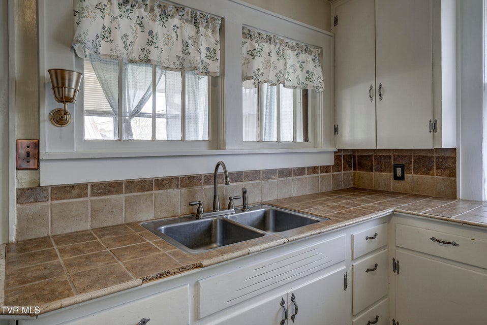 Photo #18: 245 Opekiska Street