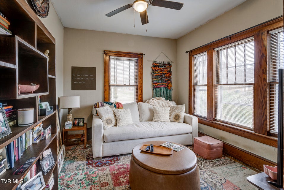 Photo #13: 1027 Elm Avenue