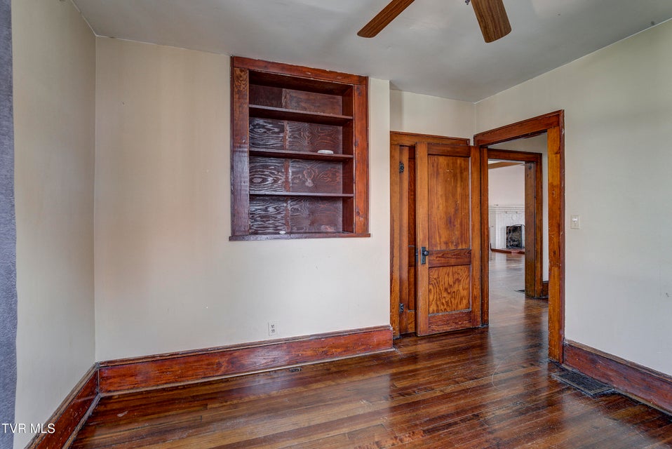 Photo #25: 245 Opekiska Street