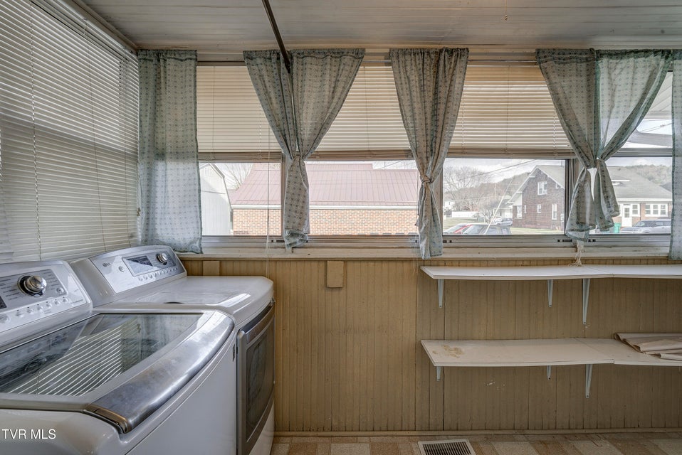 Photo #27: 245 Opekiska Street