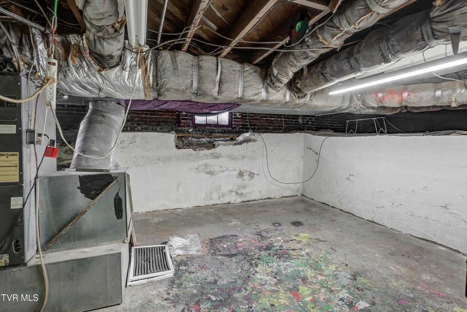 Photo #30: 245 Opekiska Street