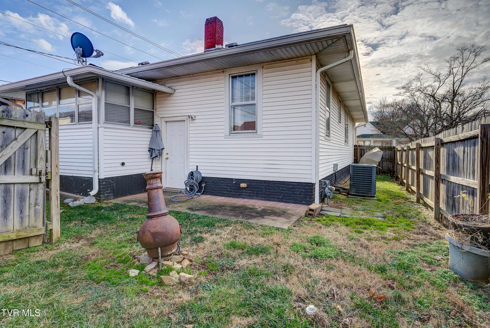 Photo #34: 245 Opekiska Street