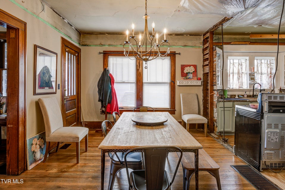 Photo #23: 1027 Elm Avenue