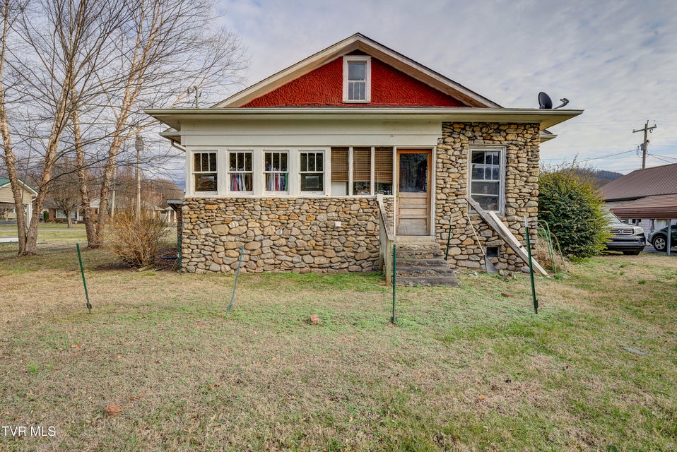 Photo #28: 1027 Elm Avenue