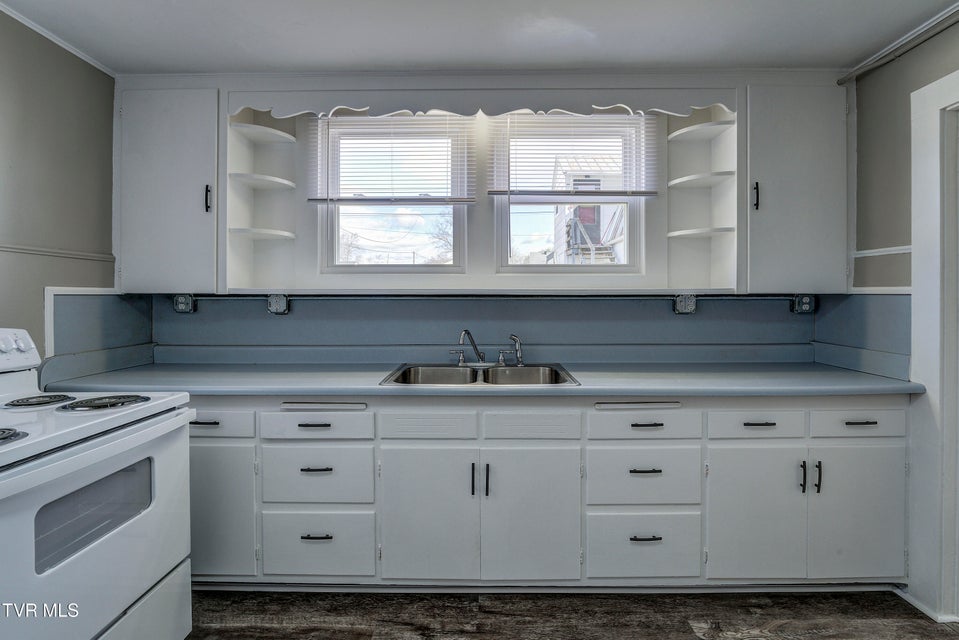 Photo #18: 231 3rd Street