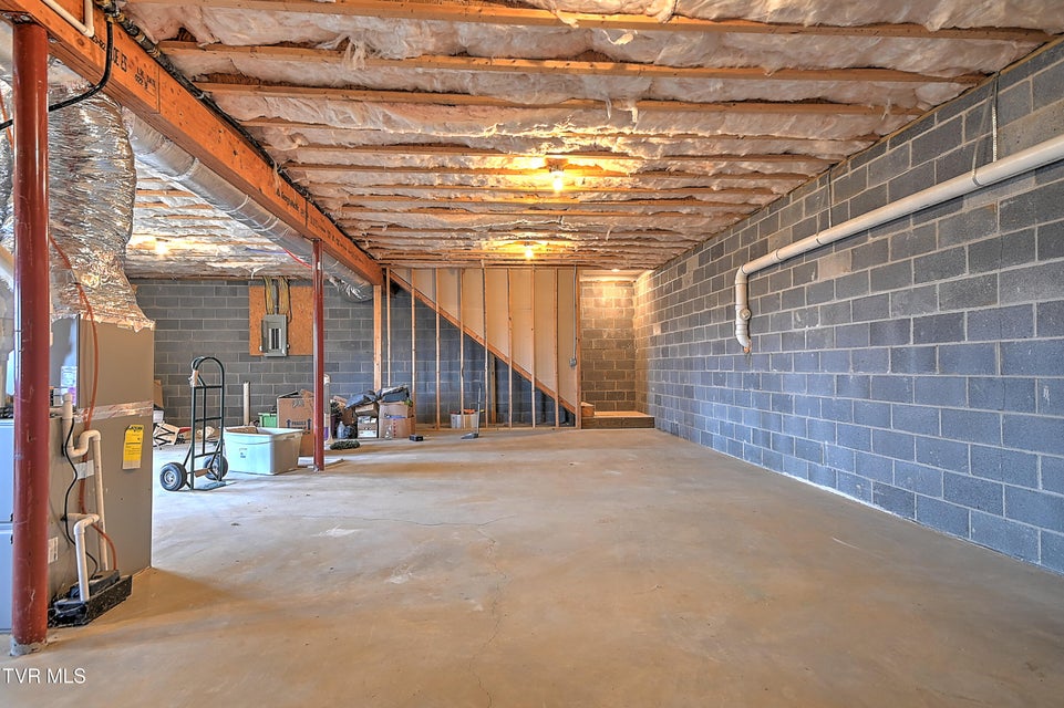 Photo #53: 581 Robert Court