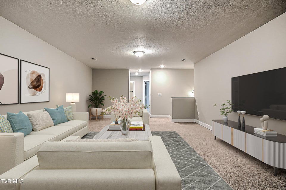 Photo #41: 581 Robert Court