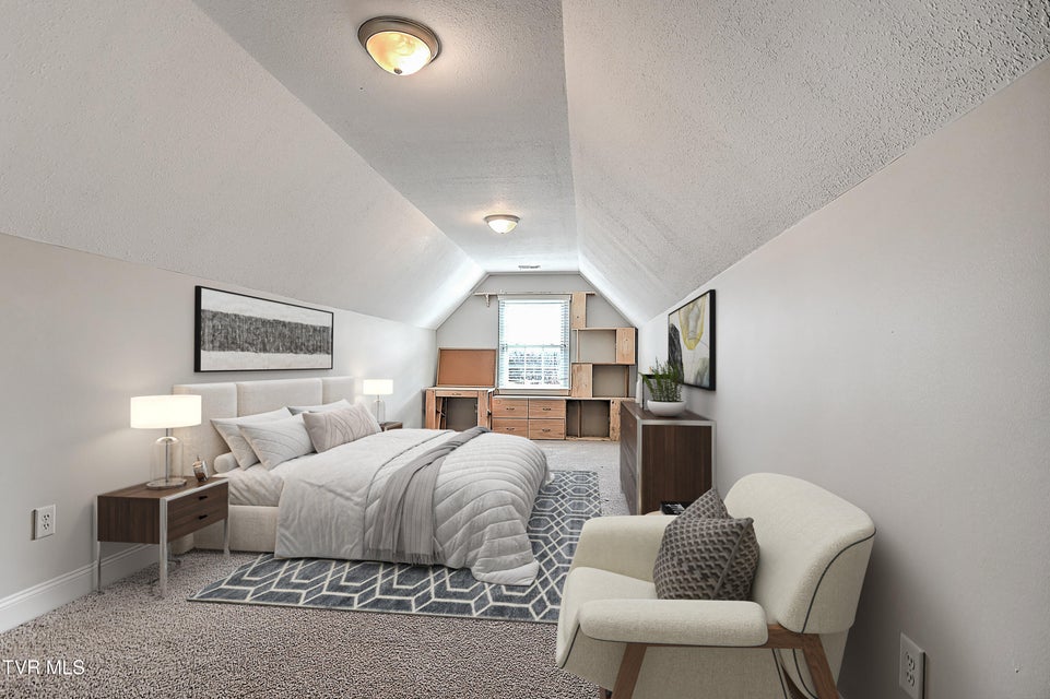 Photo #43: 581 Robert Court