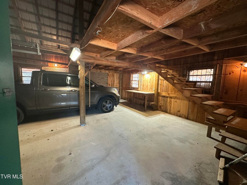 Photo #36: 3693 Sane Road