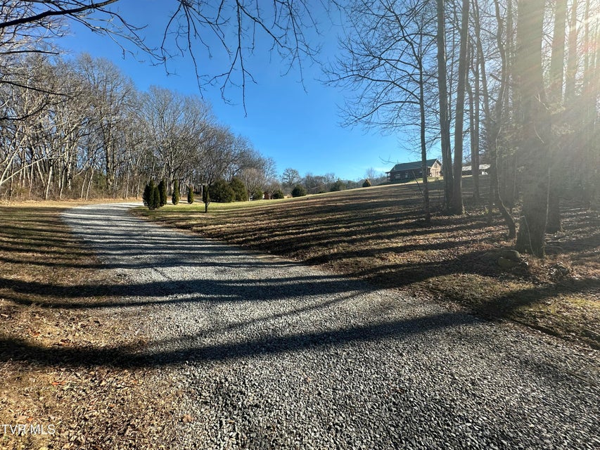 Photo #39: 3693 Sane Road