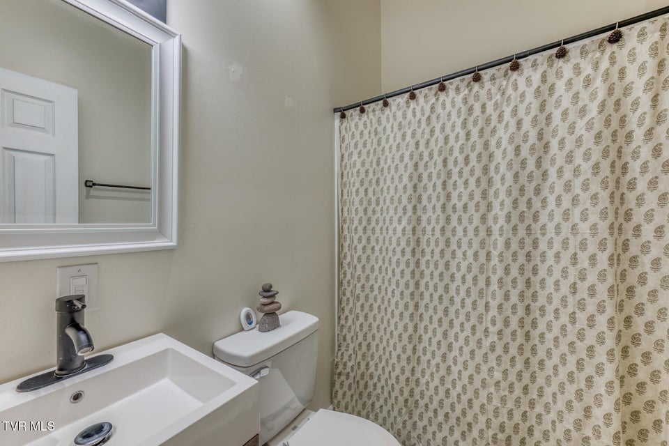 Photo #20: 704 Stuffle Street