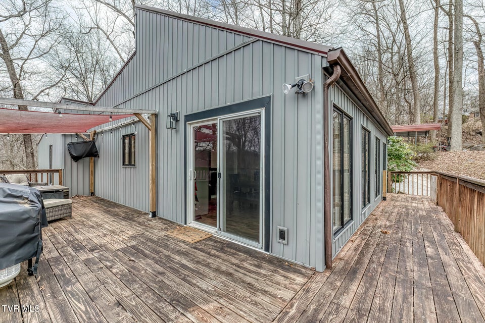 Photo #33: 704 Stuffle Street