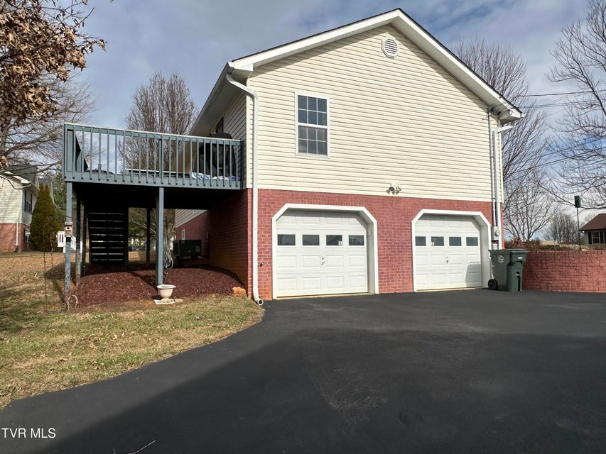 Photo #7: 230 Mockingbird Place