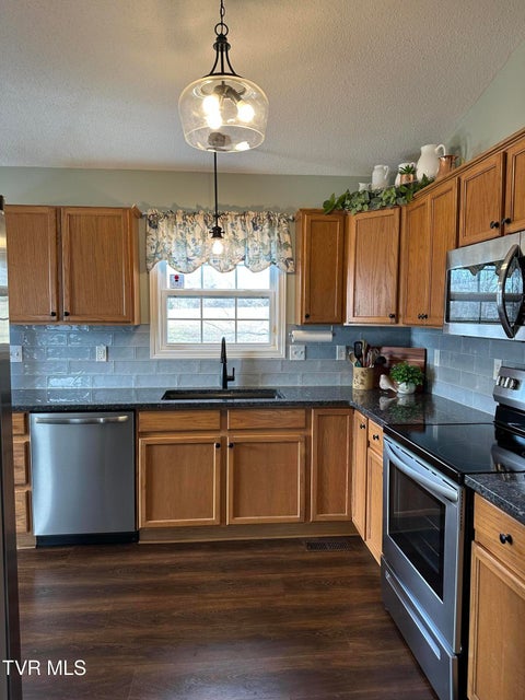 Photo #23: 230 Mockingbird Place