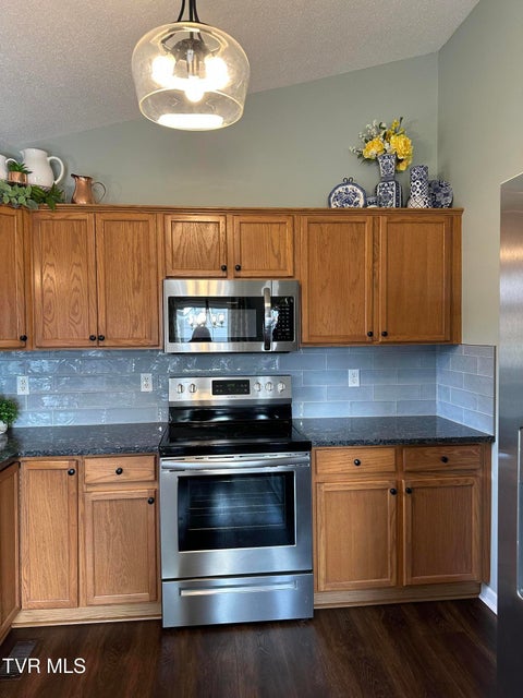 Photo #25: 230 Mockingbird Place