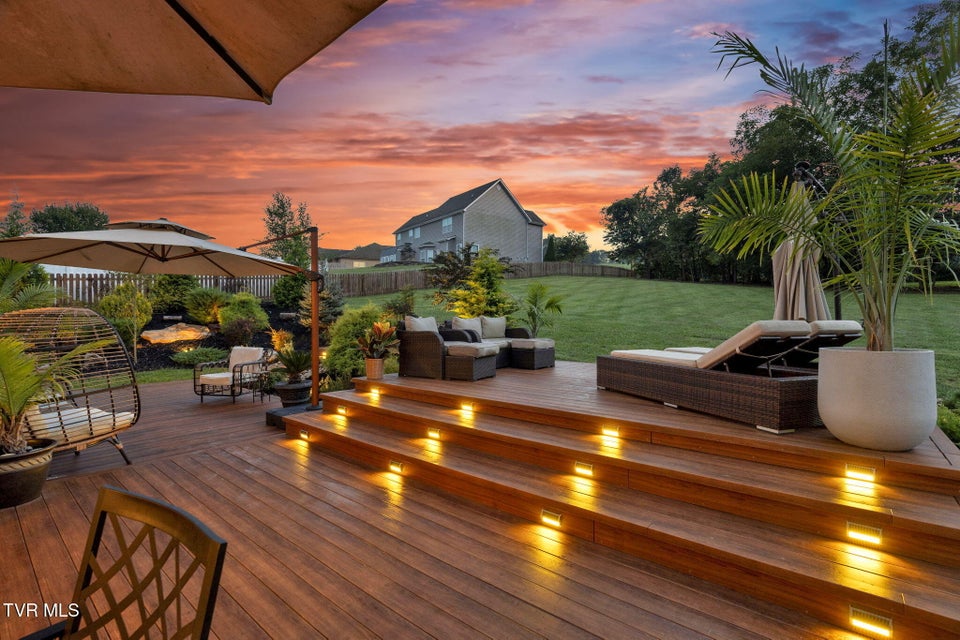 Photo #4: 356 Cameron Court