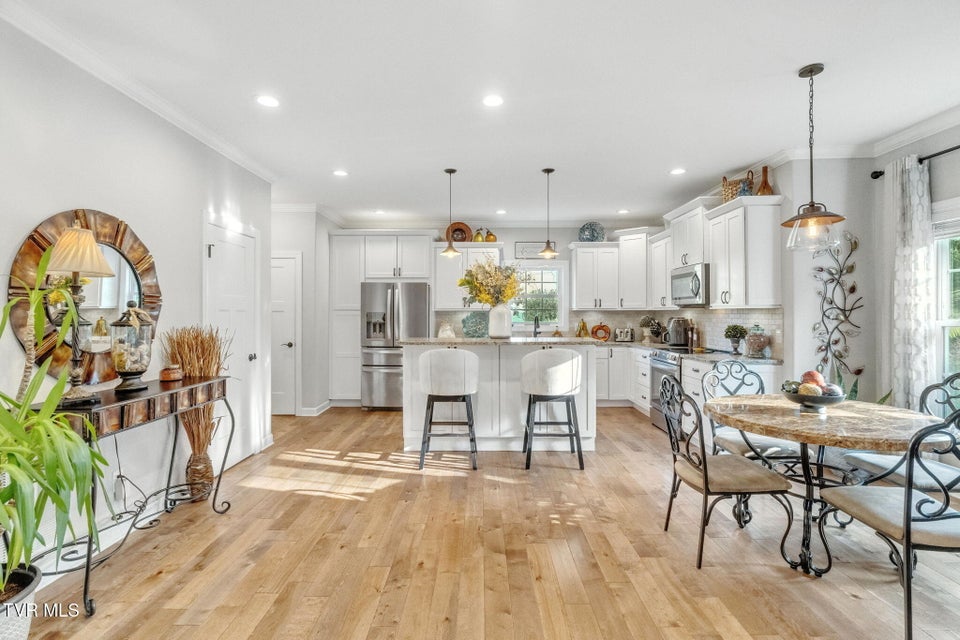 Photo #29: 356 Cameron Court