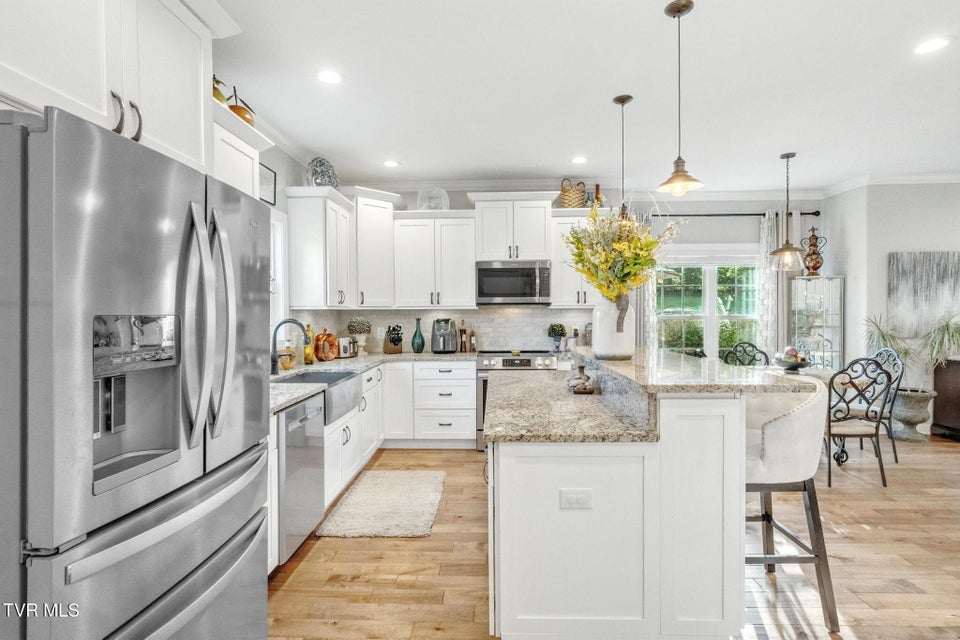 Photo #30: 356 Cameron Court