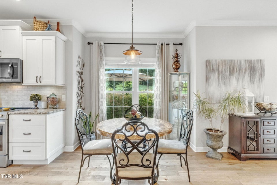 Photo #27: 356 Cameron Court