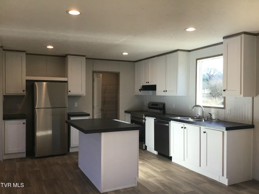 Photo #14: 3115 Babbs Mill Road