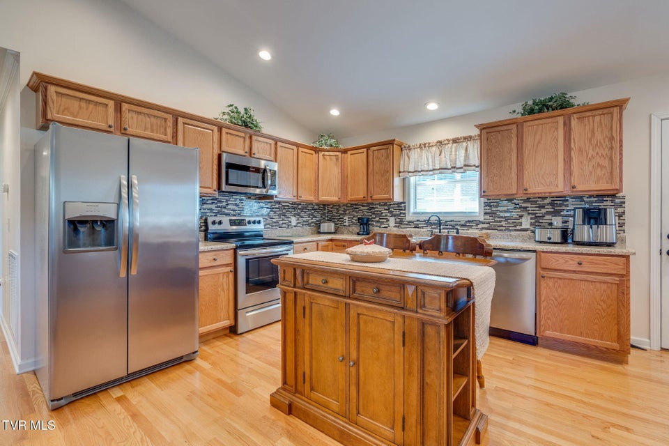 Photo #7: 171 Echo Drive