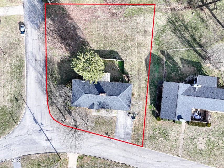 Photo #2: 113 Wayfair Drive