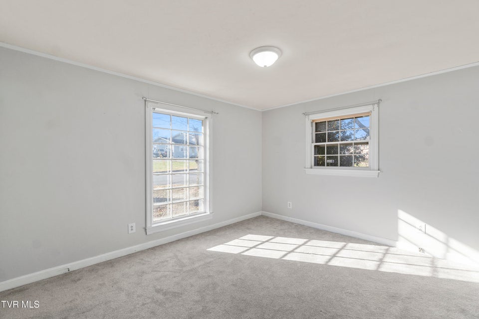 Photo #31: 113 Wayfair Drive