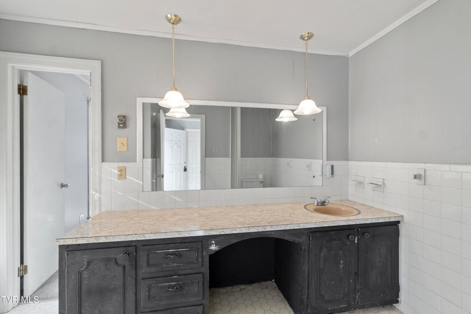 Photo #34: 113 Wayfair Drive