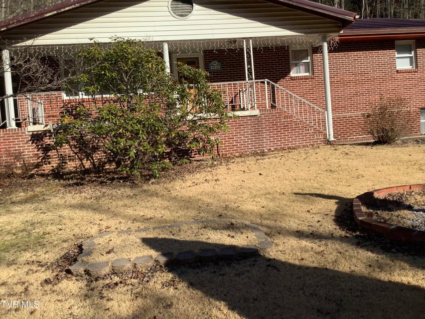 Photo #8: 5610 Powell River Road