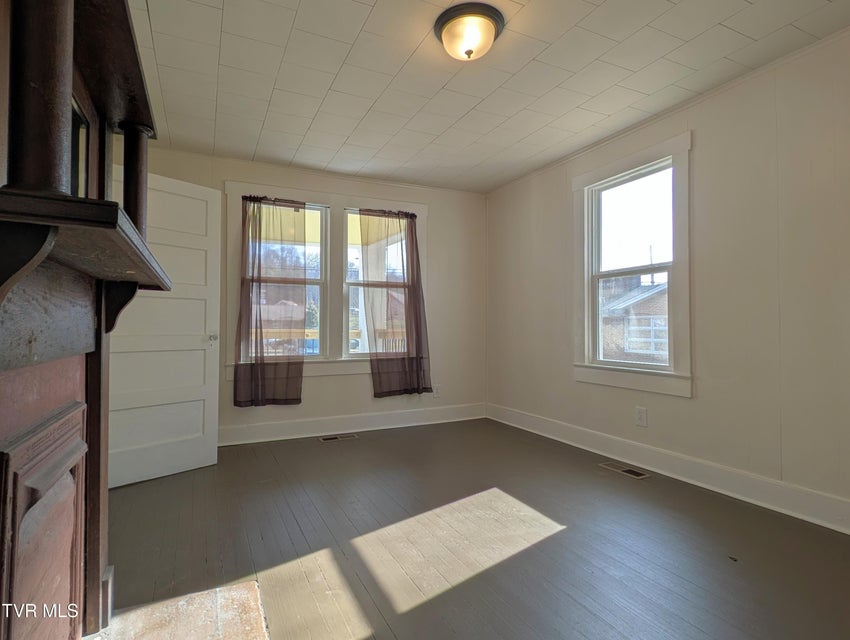 Photo #28: 1749 Us Highway 23 